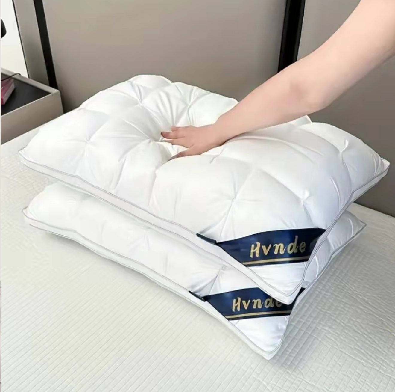 Luxury 5 Star Hotel Pillow - High Quality Deep Sleep 19 x 29 Inch Set - Comfort Neck Support Low Allergy Soft Texture Luxurious Hotel Pillow - For Side, Back, And Stomach Sleepers - All Season Sleep